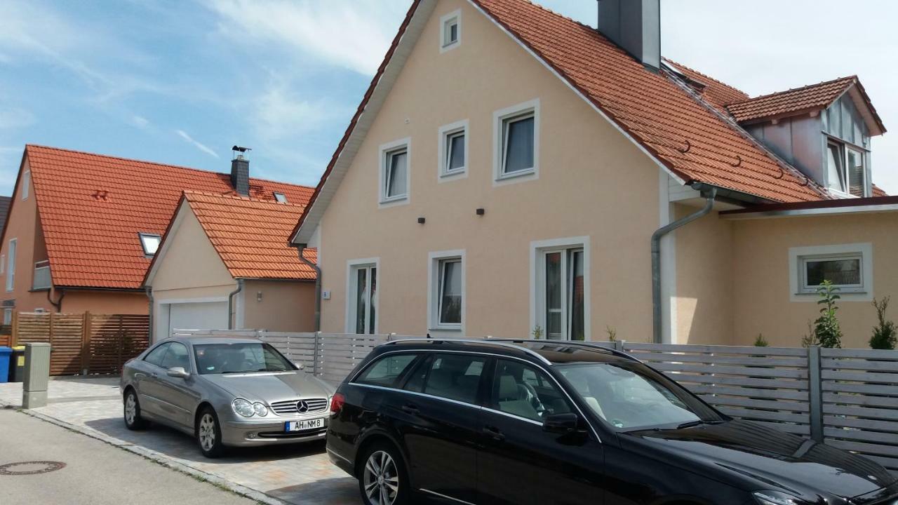 Mueller Residenz Zur S-Bahn Karlsfeld Hotel ภายนอก รูปภาพ