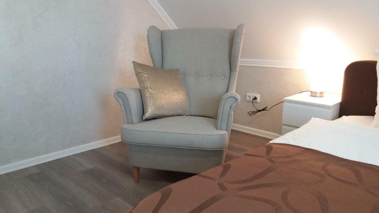 Mueller Residenz Zur S-Bahn Karlsfeld Hotel ภายนอก รูปภาพ